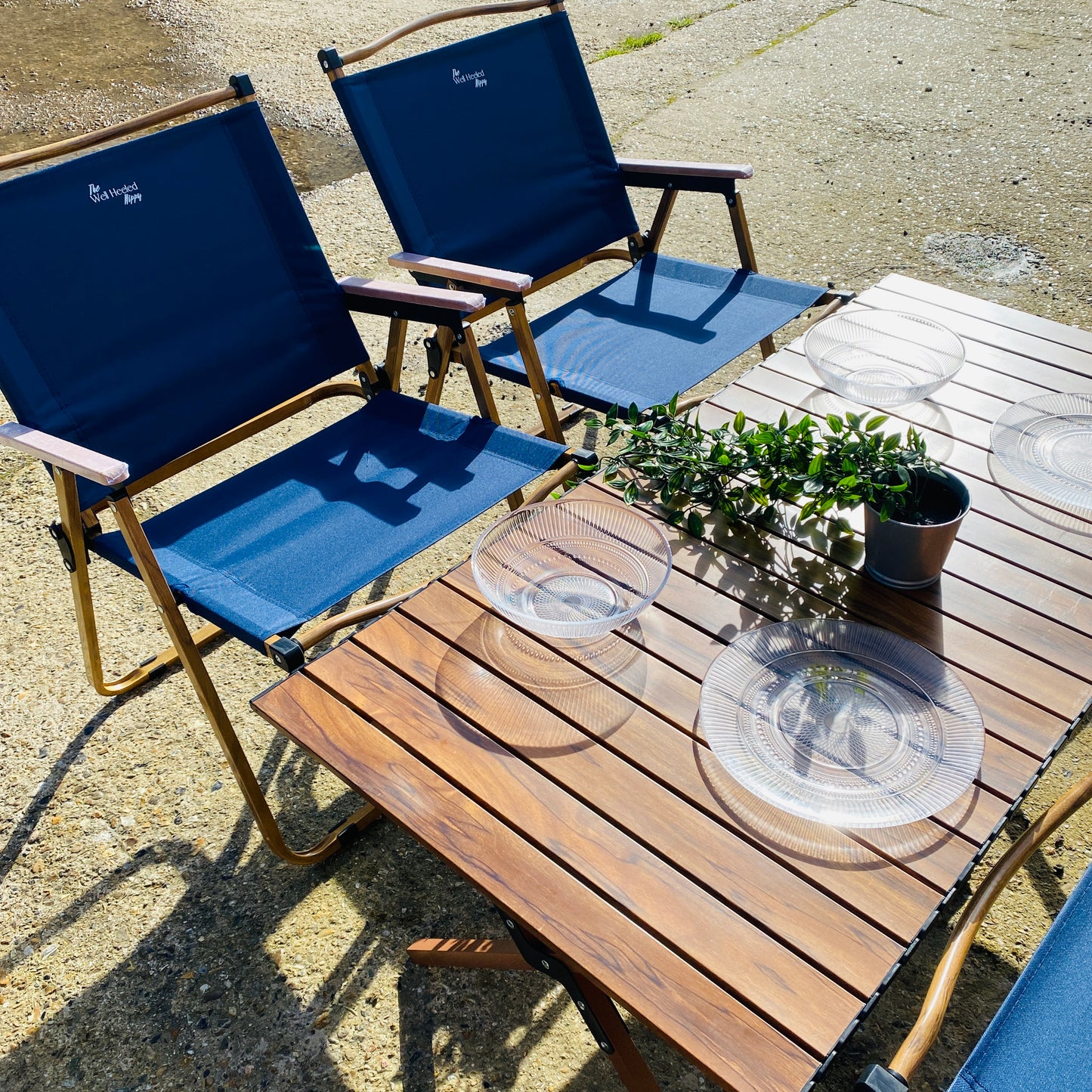 Safari Dining (Set for 4 people)