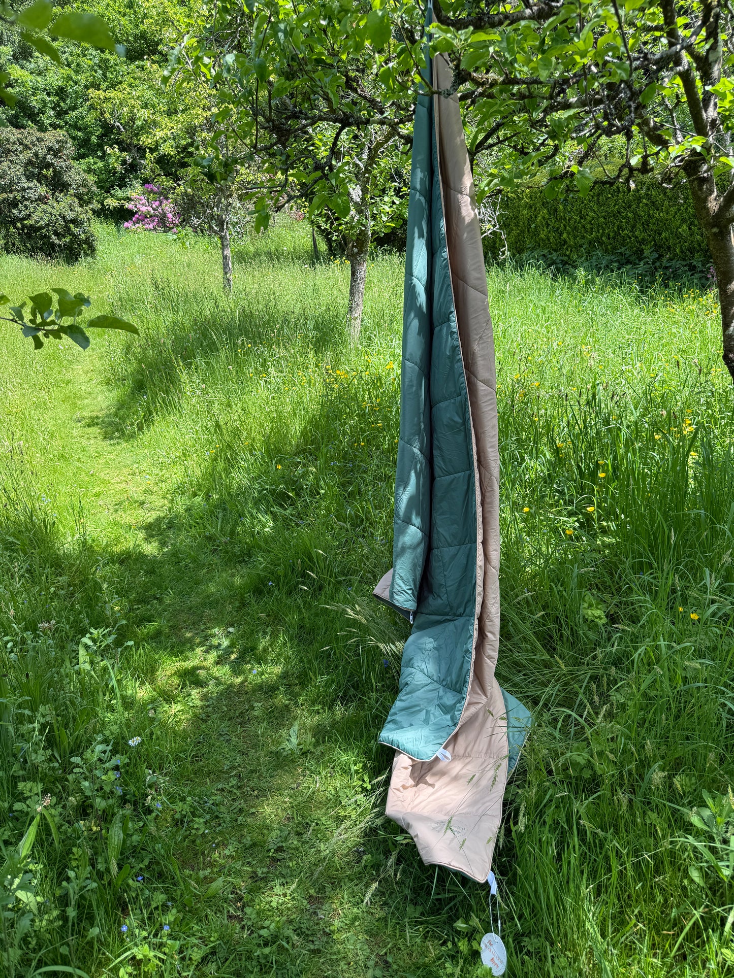 The Everything Blanket| Waterproof Picnic Blanket, Beach Blanket & Outdoor Wrap